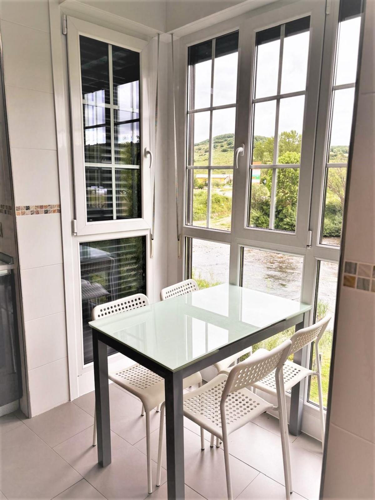 Apartamentos Del Pisuerga Cervera De Pisuerga Exterior photo